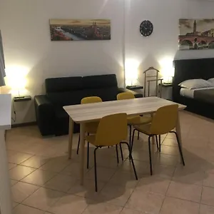 Apartment Don Abbondio